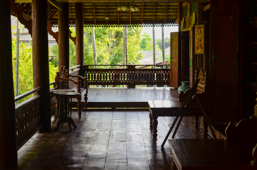 Featured image of post Traditional Kerala Style Home Interior Design Pictures - This part got new roof tiles.